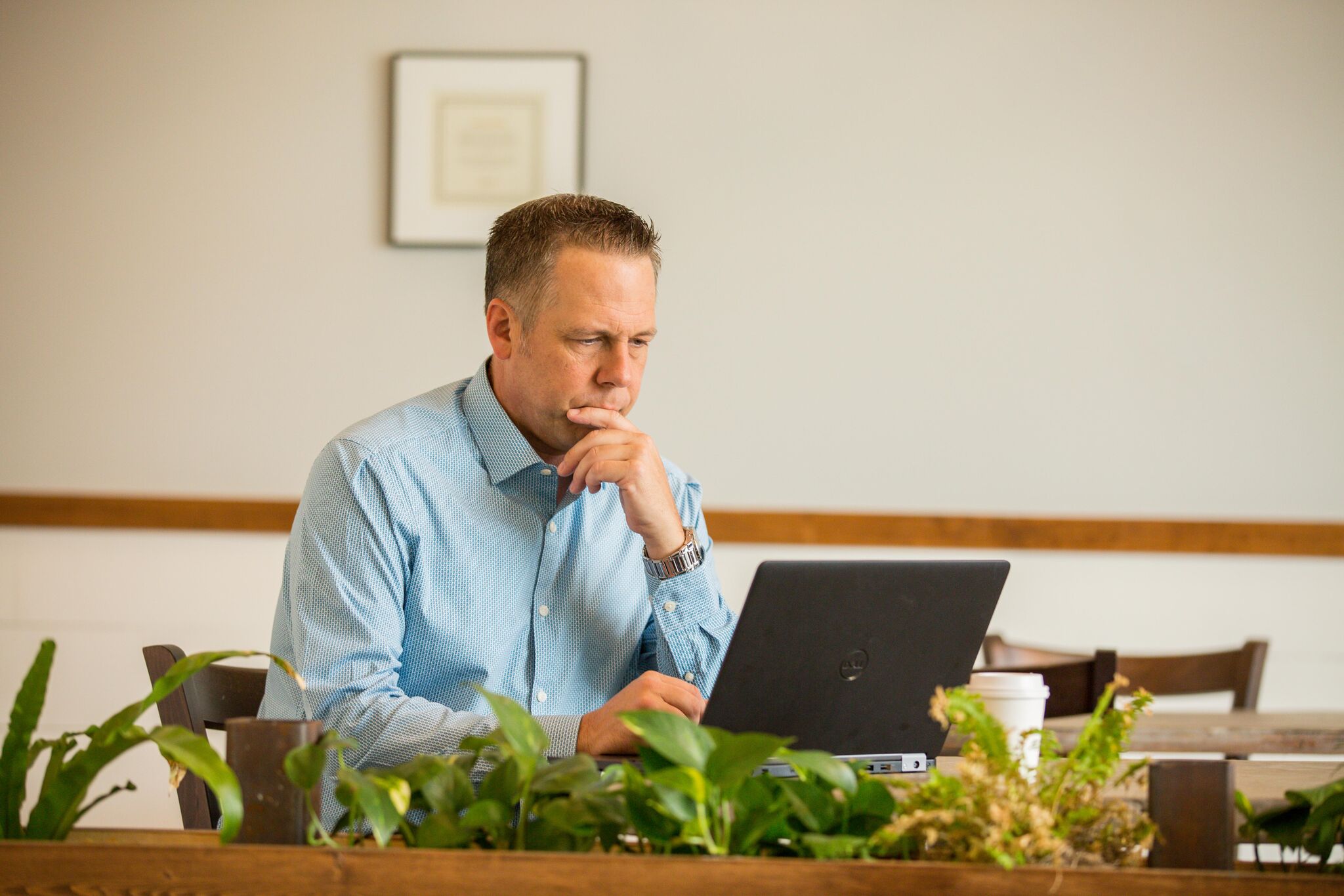 Kraig Kann at his computer